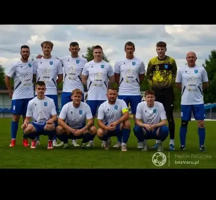 Tęcza Gowarczów pokonuje Płomień Wólka Kłucka 5:3 i awansuje do 2. rundy Okręgowego Pucharu Polski