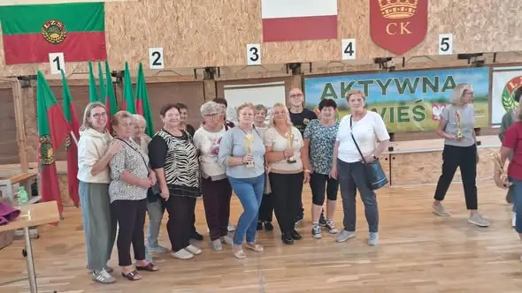Sportowe Żniwa w Kielcach: Seniorki z Czermna z pucharami