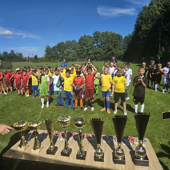 Sportowe pożegnanie wakacji w Fałkowie: turniej piłkarski dla najmłodszych