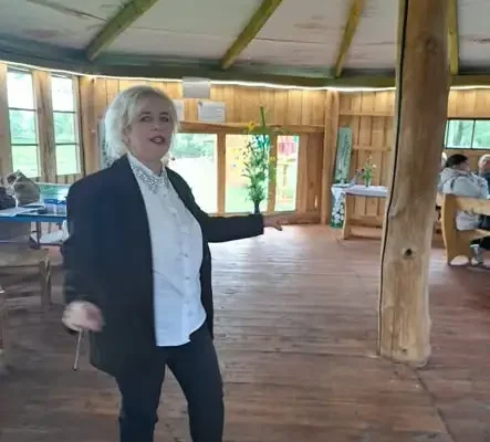 Bezpieczeństwo seniorów w gminie Smyków – edukacyjne spotkanie w Kawęczynie