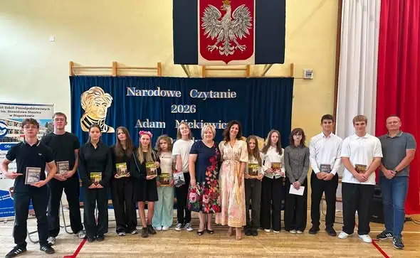 Narodowe Czytanie „Dziadów” w Stąporkowie – młodzież zachwyciła interpretacją