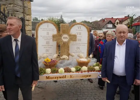 Dożynki i rekonstrukcja historyczna w Gowarczowie – święto tradycji i pamięci