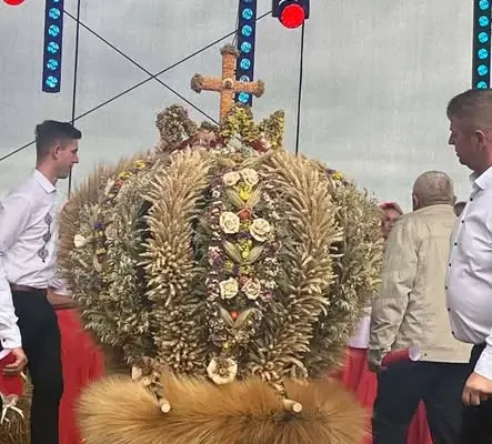 Wieniec z Czerwonej Woli wyróżniony na Dożynkach Wojewódzkich w Tokarni