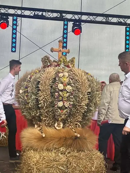 Wieniec z Czerwonej Woli wyróżniony na Dożynkach Wojewódzkich w Tokarni
