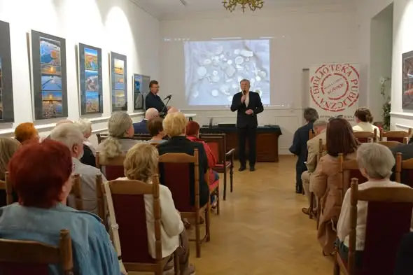 Wieczór wspomnień w koneckiej bibliotece w ramach obchodów Koneckiego Września