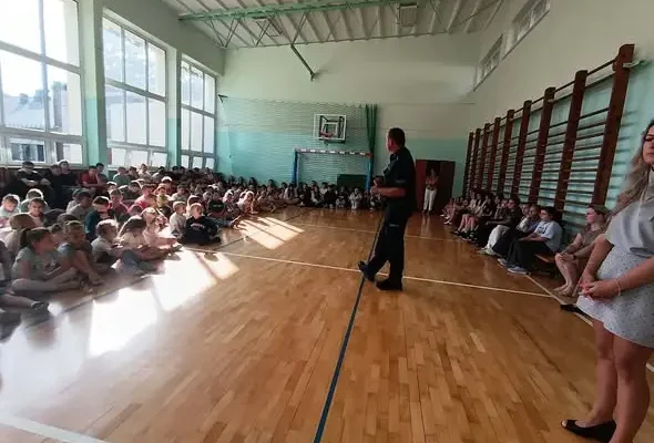 Policjant w szkole: dzieci uczyły się bezpieczeństwa