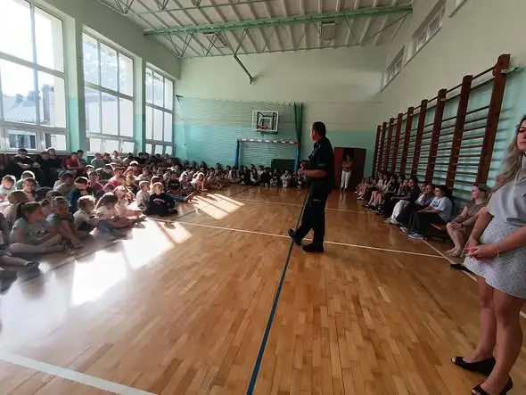 Policjant w szkole: dzieci uczyły się bezpieczeństwa