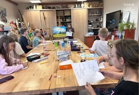 Gowarczów: nowy rok artystyczny rozpoczęty warsztatami plastycznymi