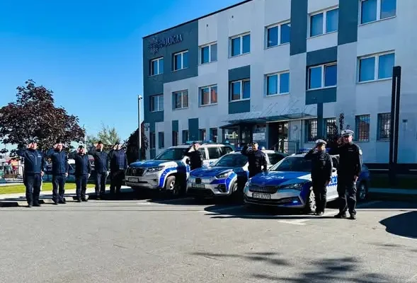 Policjanci z Końskich oddali hołd zmarłemu koledze