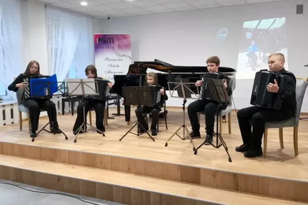 Dzień Edukacji Narodowej na nutę – wyjątkowy koncert w koneckiej PSM I stopnia